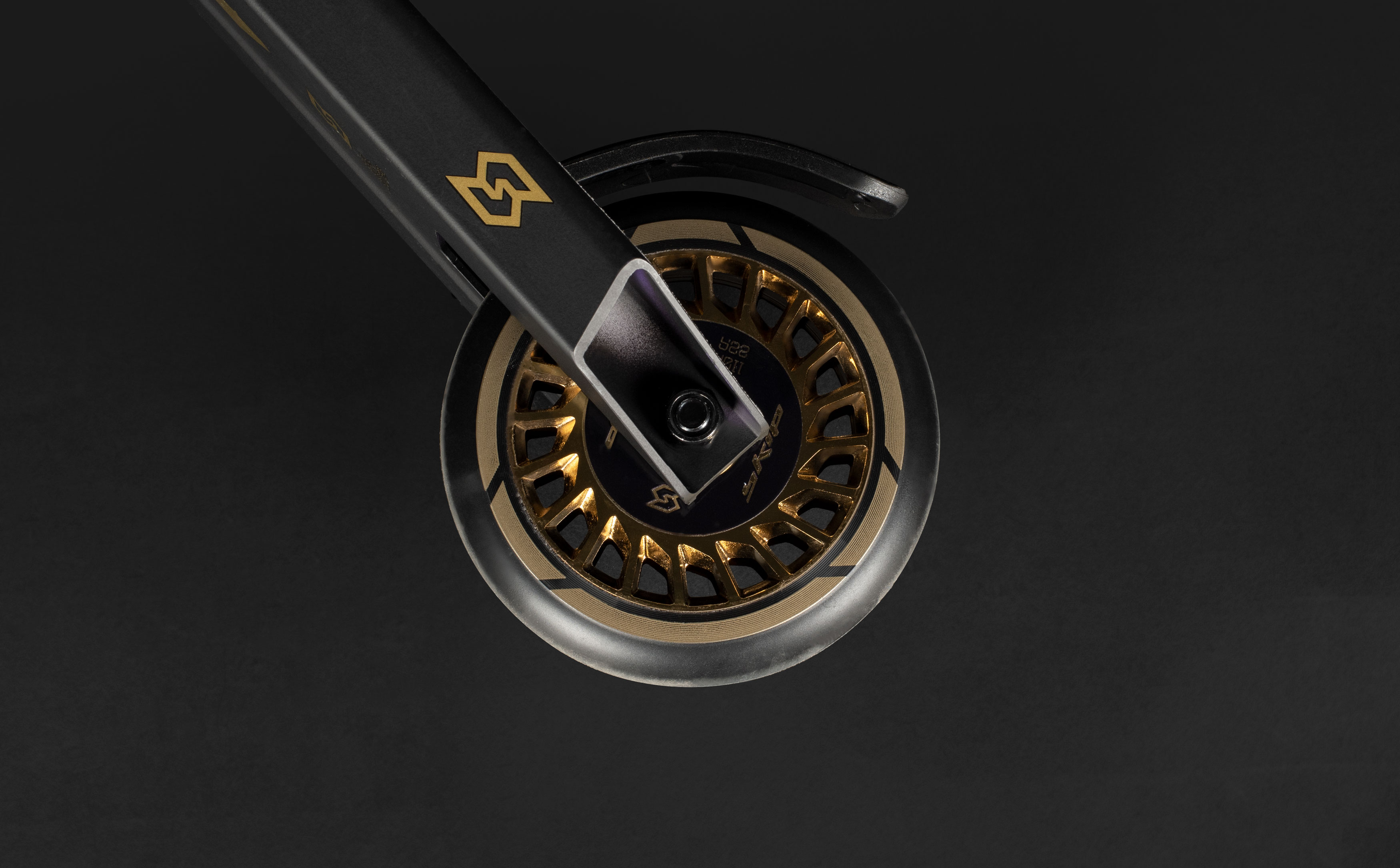 Самокат SKIP SBN фиолетово-золотой